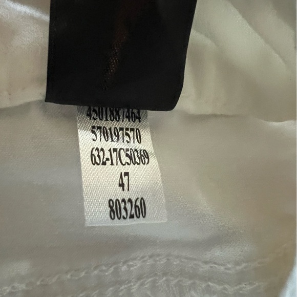 Chico’s White Sateen So Slimming Girlfriend Ankle Jeans - 2 Petite (Chico’s 00P) - Picture 4 of 7